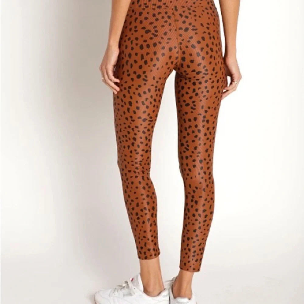 Beach Riot Ayla Legging Spotted Brown Leopard XS - Picture 2 of 6